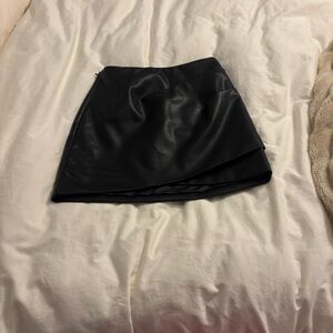 Elegant Black Women's Skirt